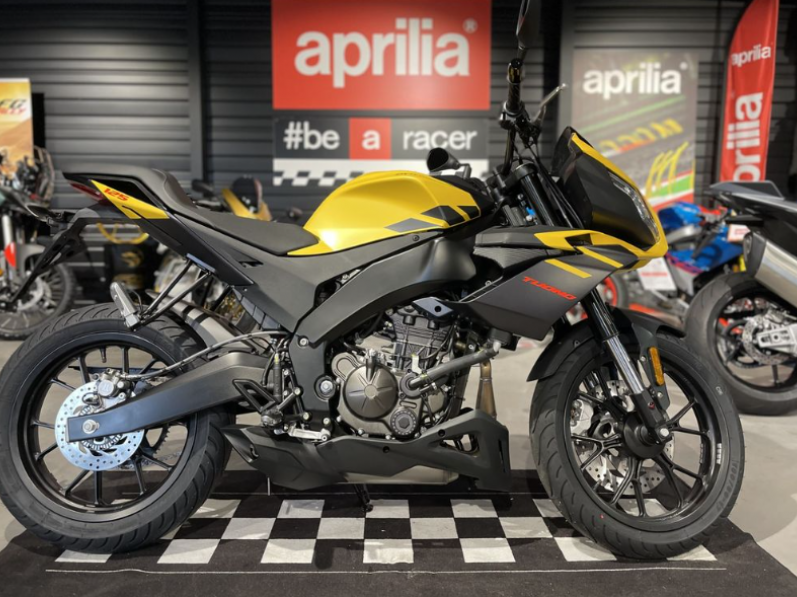 APRILIA TUONO 125